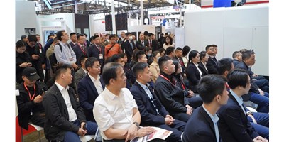 沐鸣2集团CCMT2024新品发布会盛大揭幕，高端五轴机床引领行业创新潮流